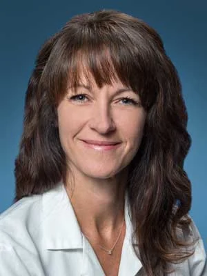 Dr. Kimberly Washkowiak, board-certified OB-GYN at Essenza Wellness in La Jolla